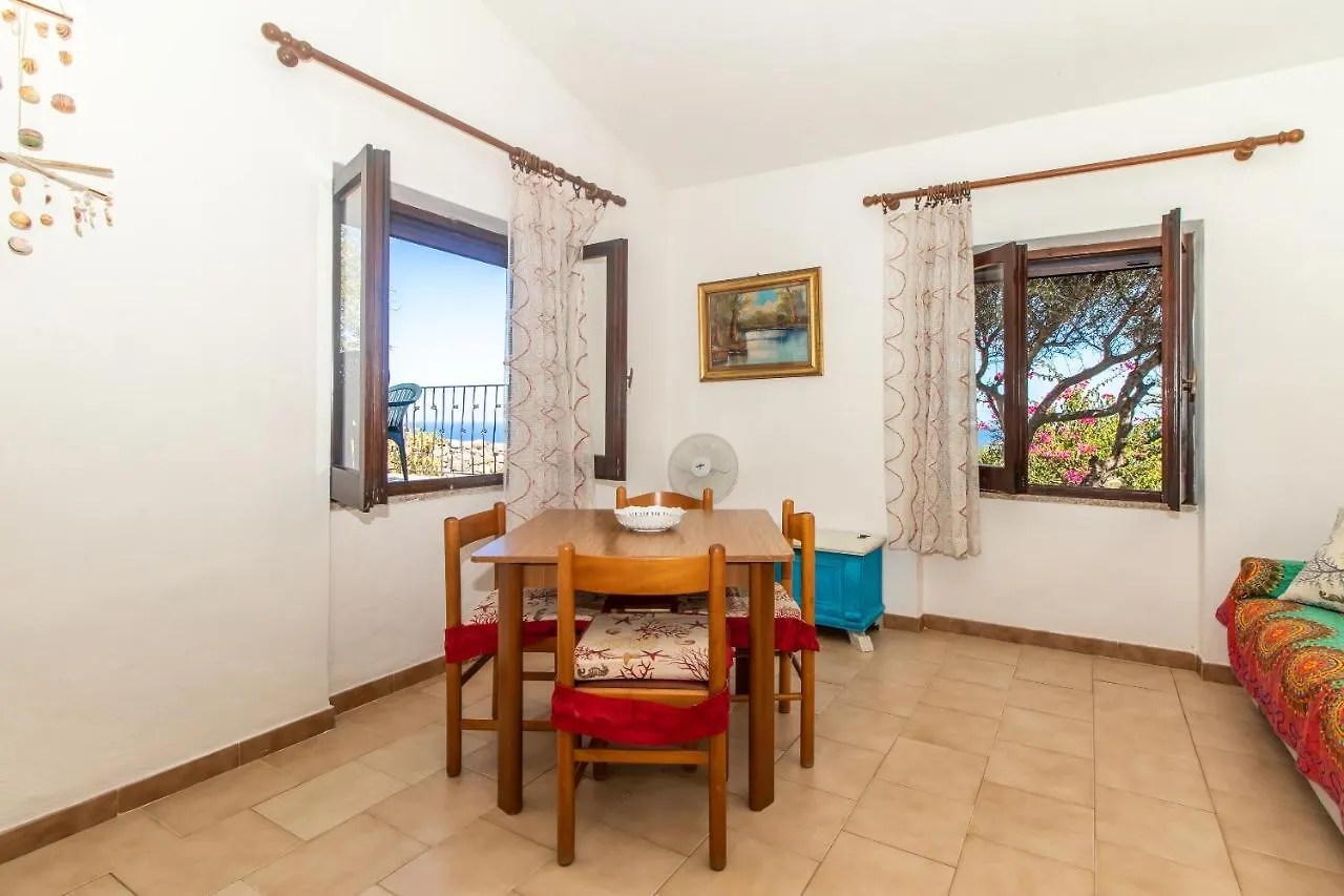 Villa Agnese Isola Rossa  Feriehus Isola Rossa (Sassari)