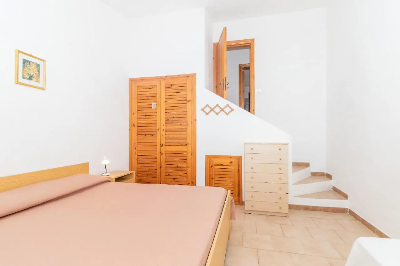 Villa Agnese Isola Rossa  Feriehus Isola Rossa (Sassari)